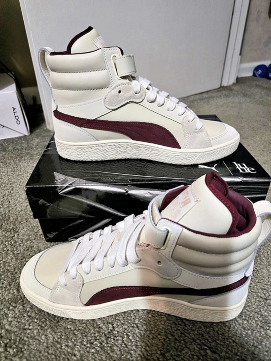 Puma Shoes - Puma x June Ambrose: Ralph Sampson Mid in Whisper White - Aubergine NIB